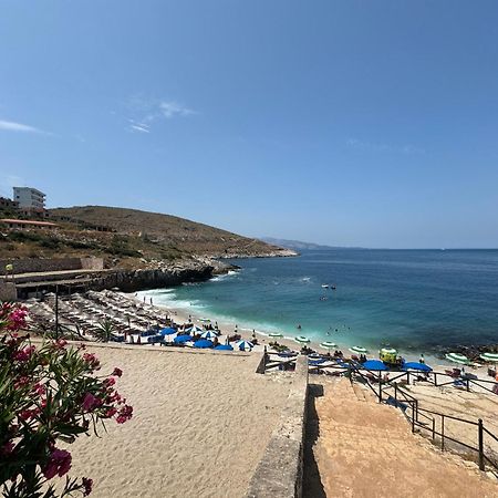 Teo Apartment Sarandë Buitenkant foto