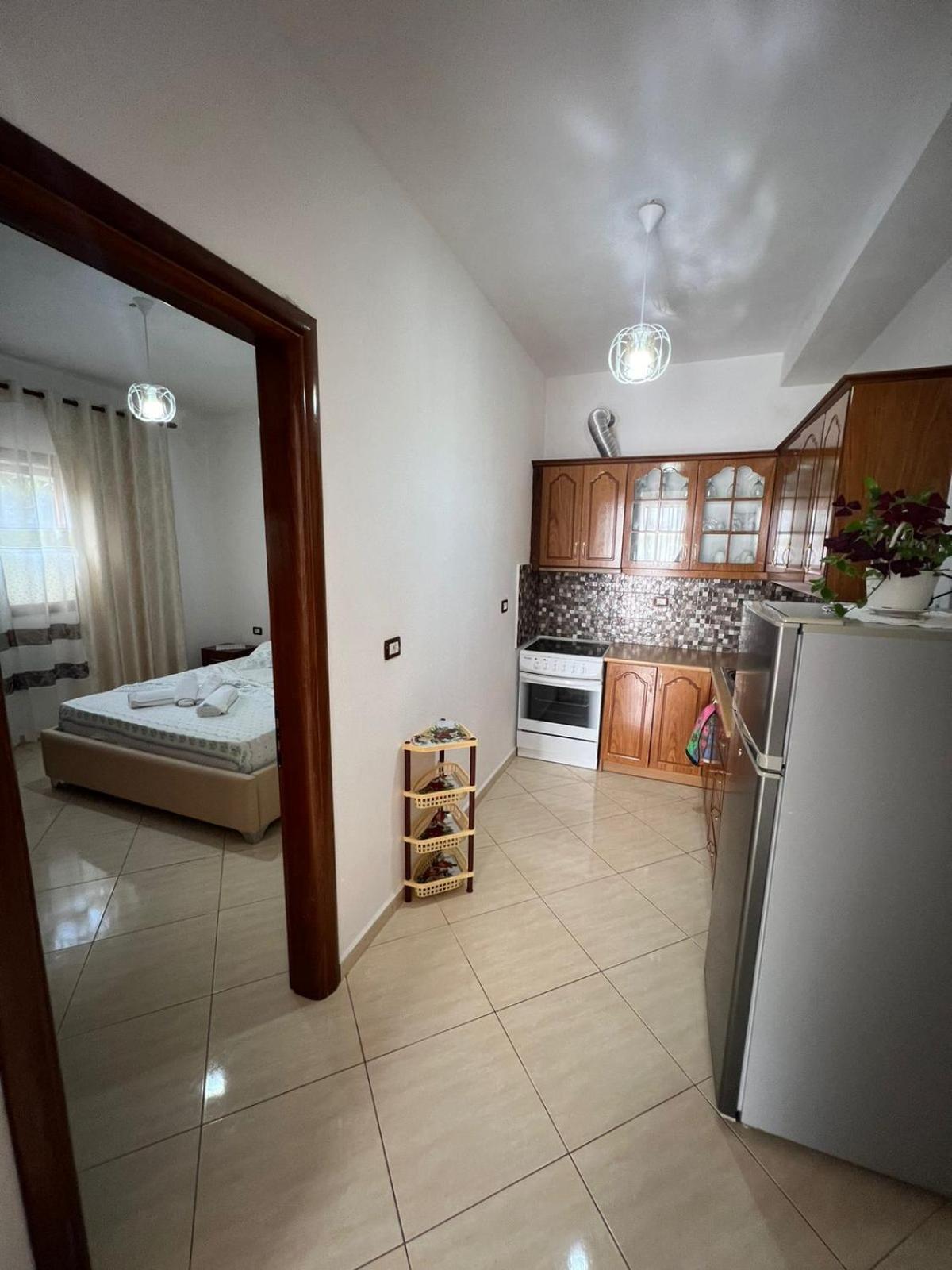 Teo Apartment Sarandë Buitenkant foto