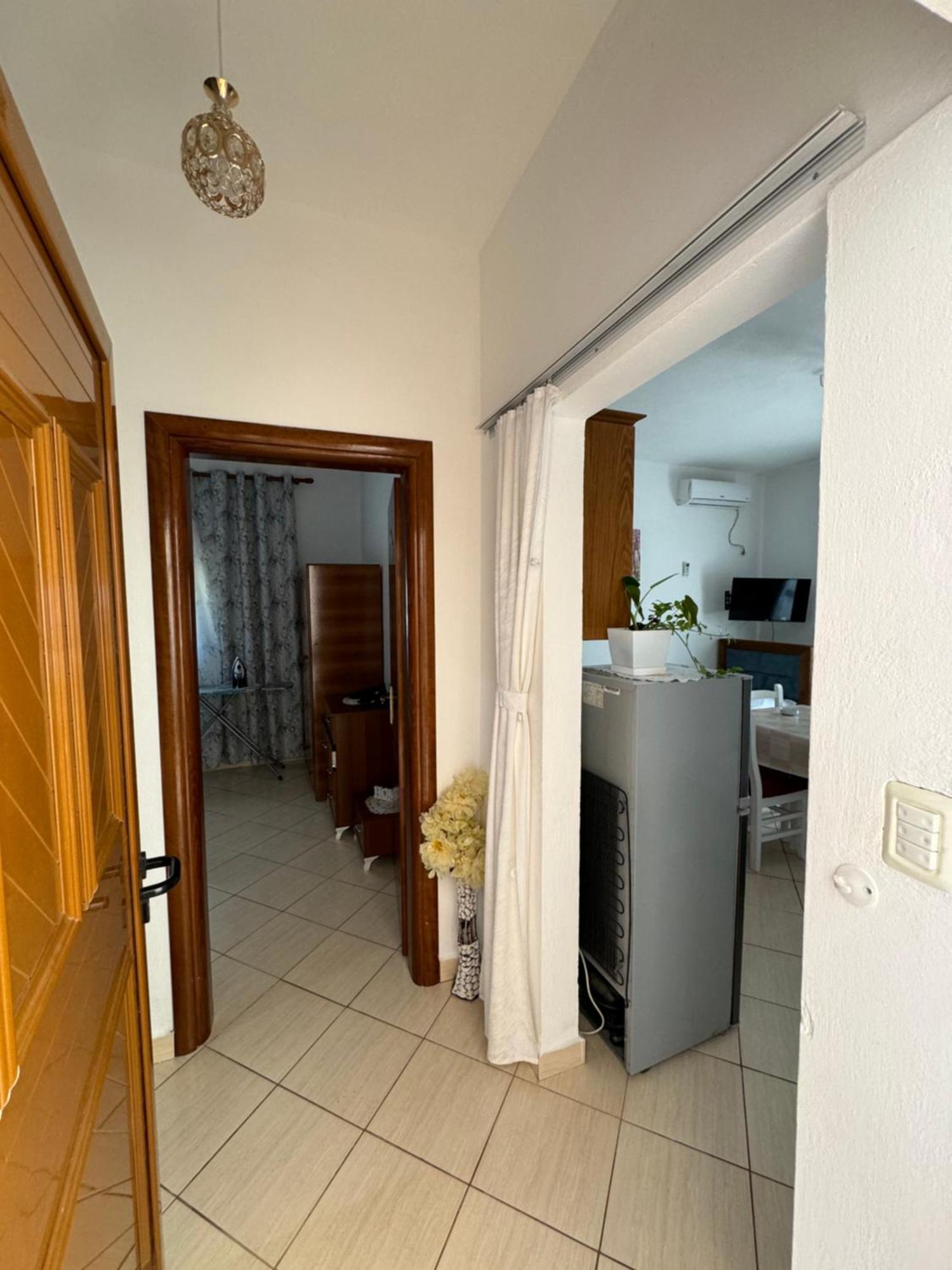 Teo Apartment Sarandë Buitenkant foto