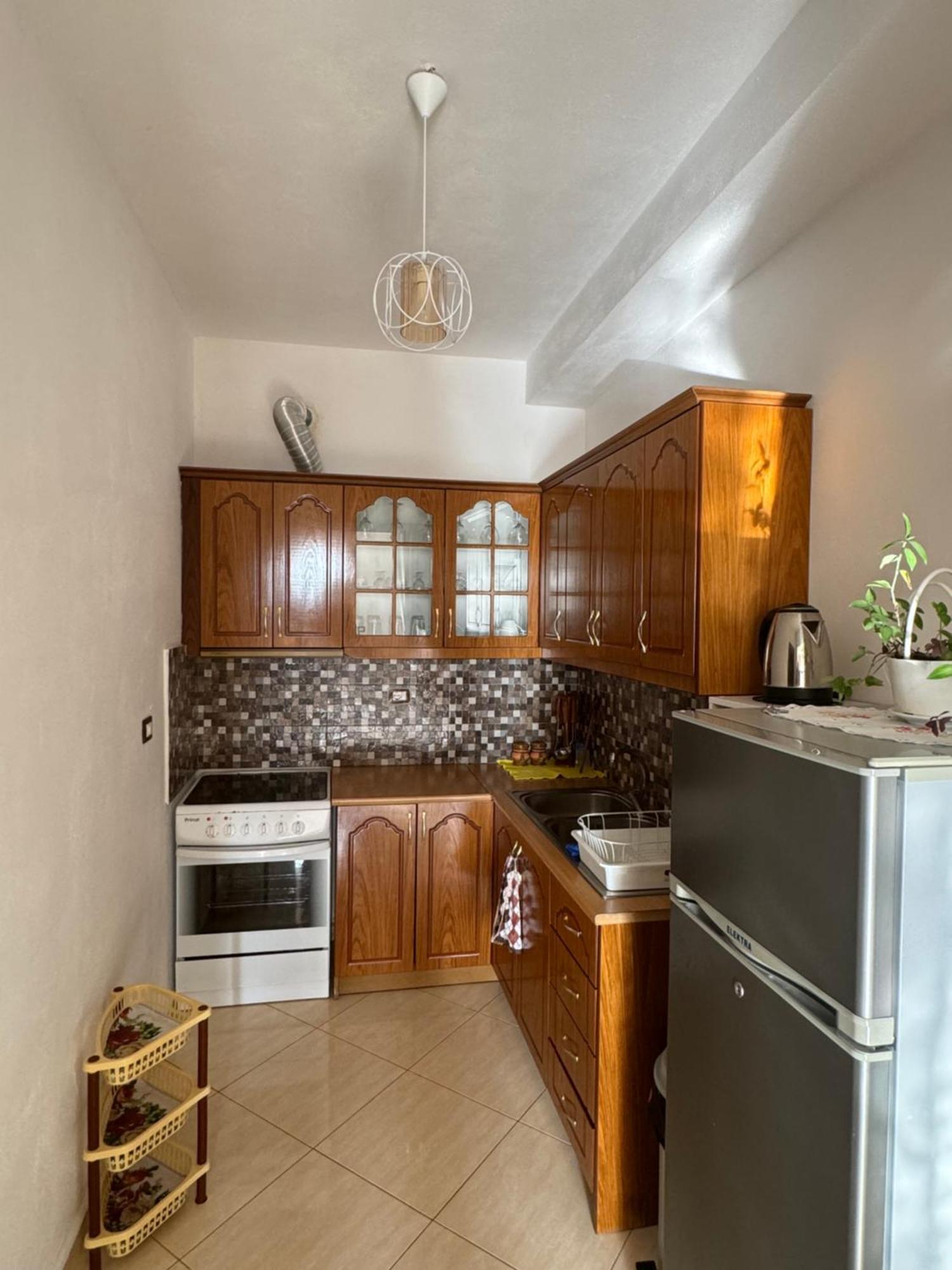 Teo Apartment Sarandë Buitenkant foto